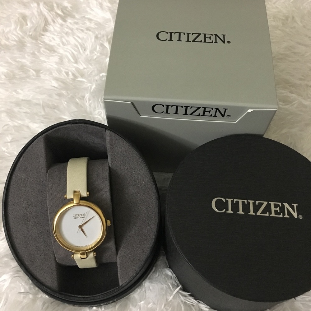 Citizen Eco-Drive Women’s Leather Strap